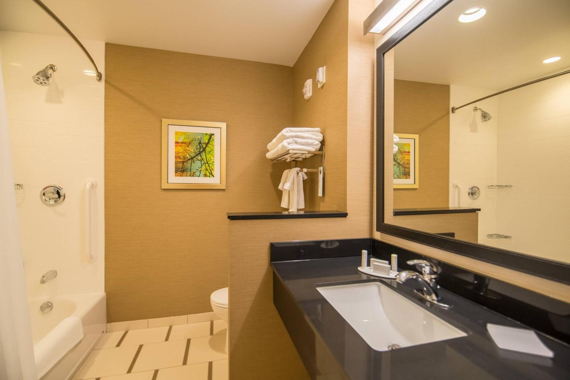 Fairfield Inn & Suites By Marriott Provo Орем Екстериор снимка